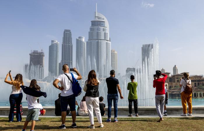 اخبار الاقتصاد اليوم 2024 عام التعافي الكامل.. مليار سائح في مدن العالم خلال 9 شهور