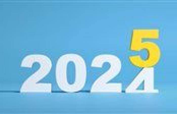 أخبار العالم : هل رأس السنة عطلة؟.. مواعيد إجازات العام الجديد 2025