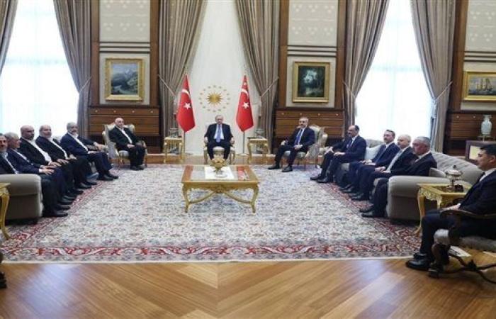 رياضة : أردوغان يستقبل وفدًا من حركة حماس في أنقرة